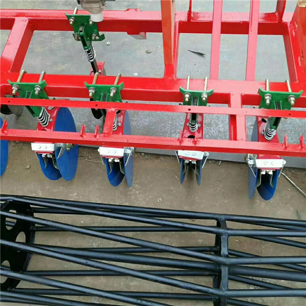 12-Row Vegetable Seeds Sowing Machine Ordered by Heilongjiang Customer