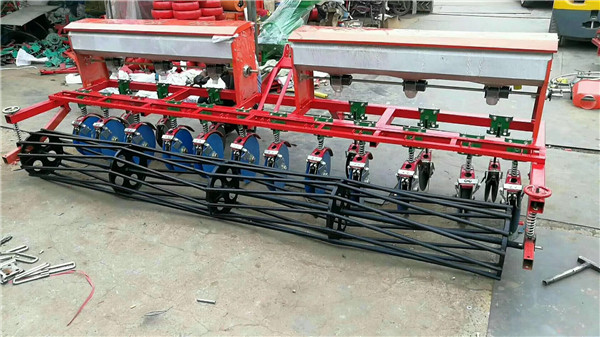 12-Row Vegetable Seeds Sowing Machine Ordered by Heilongjiang Customer