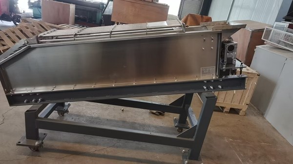 Fresh Green Corn Bracts Peeling Machine Exported to Norway