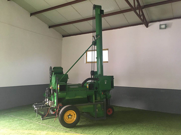 UGTL-4 Maize Threshing Machine Maize Thresher Automatic-Feeding