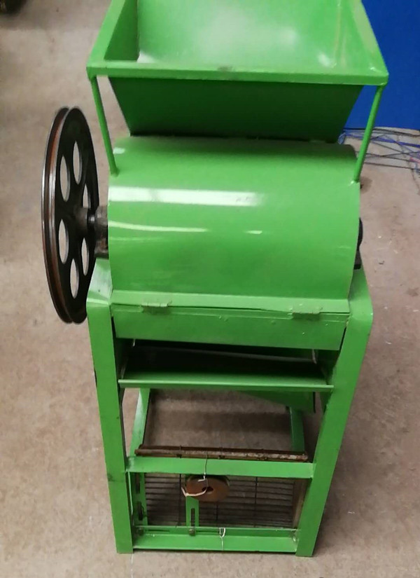 Peanut Shelling Machine